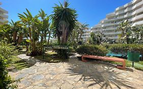 Beautiful Apartment With Sea Views, Benal Beach