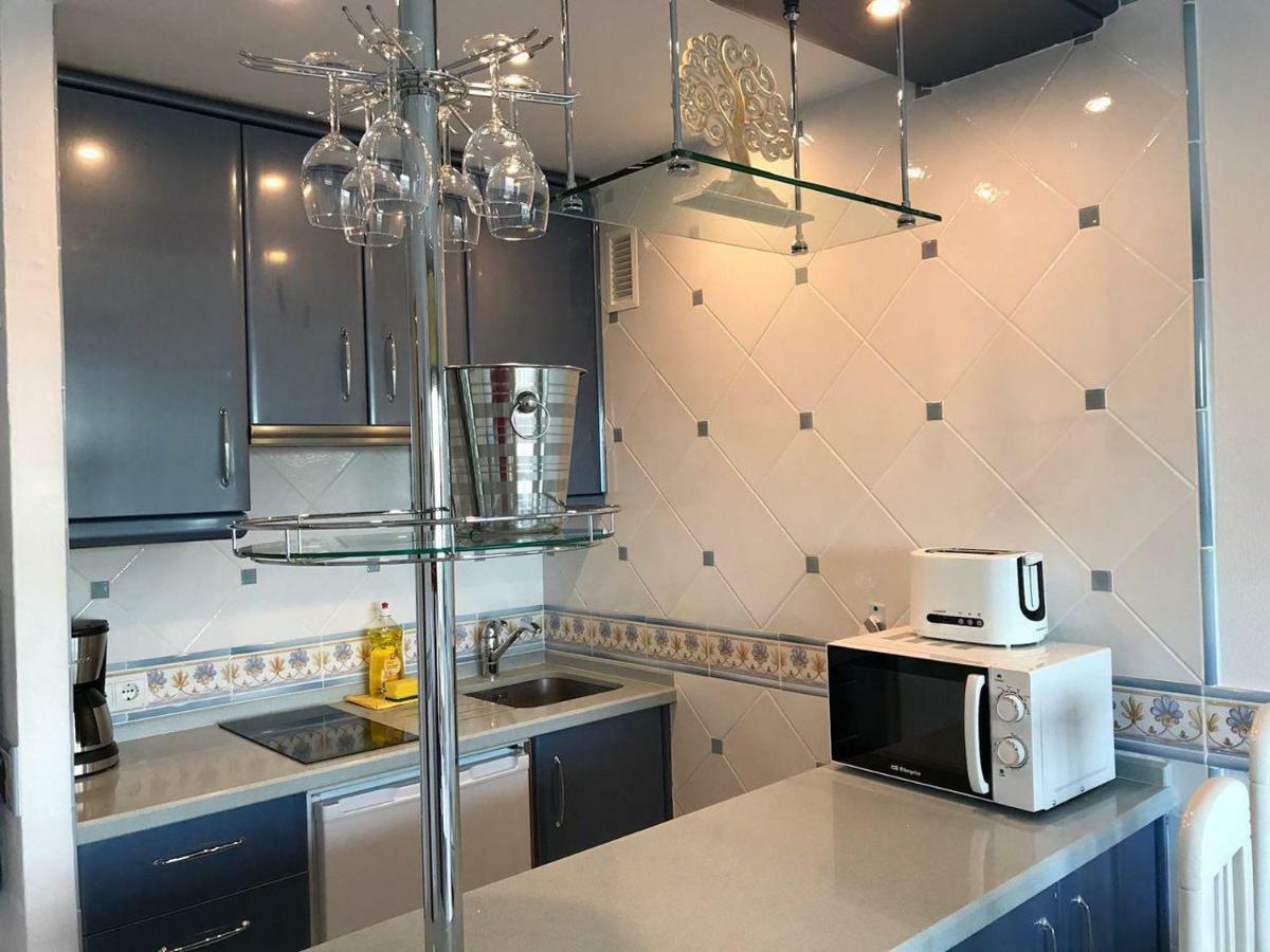 Beautiful Apartment With Sea Views, Benal Beach Benalmádena Exterior foto