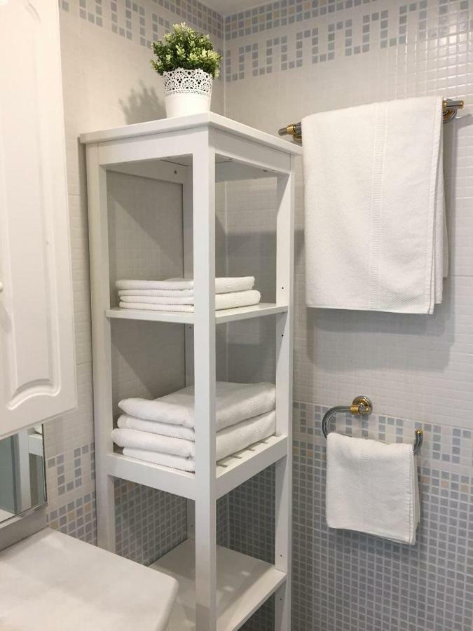 Beautiful Apartment With Sea Views, Benal Beach Benalmádena Exterior foto